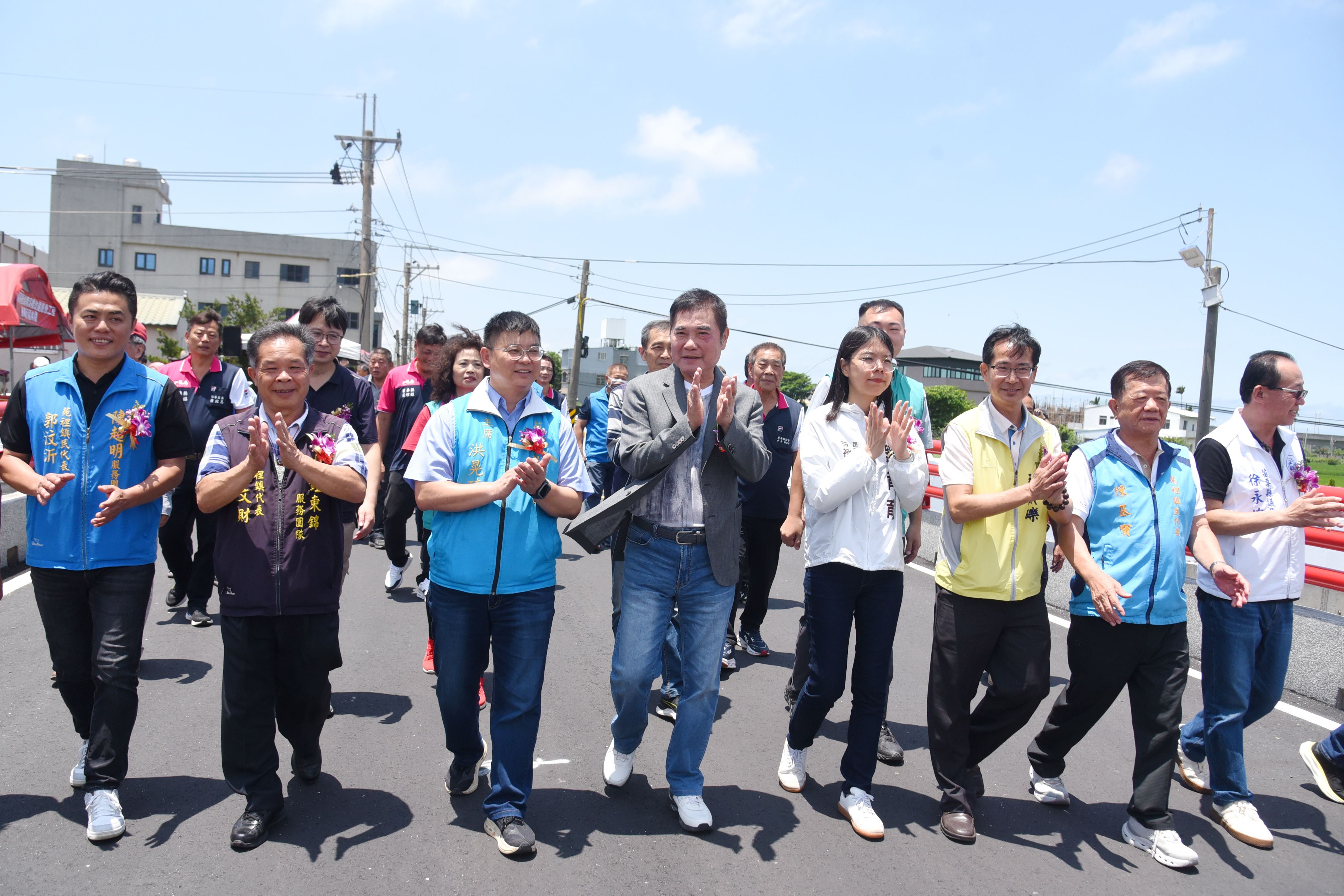 房裡溪南溪橋改建竣工通車　縣長帶領地方祈福過橋歡慶水患不再