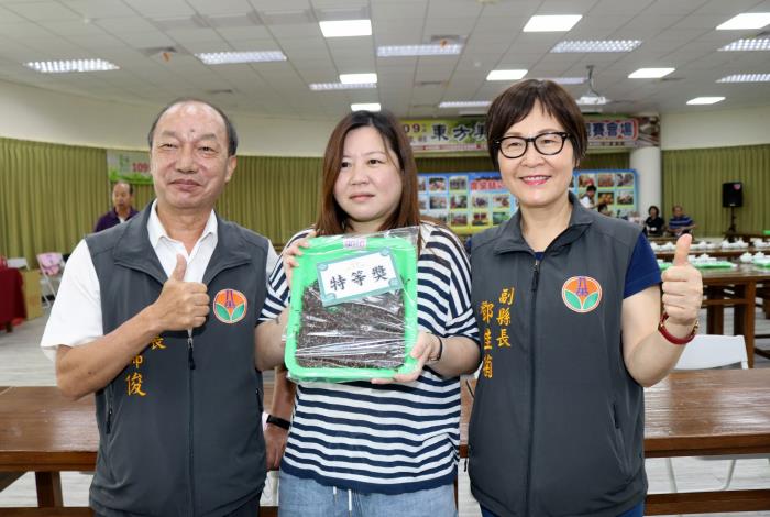 苗栗東方美人茶評鑑 鄧國權包辦特等、頭等所有獎項IMG_6210.JPG