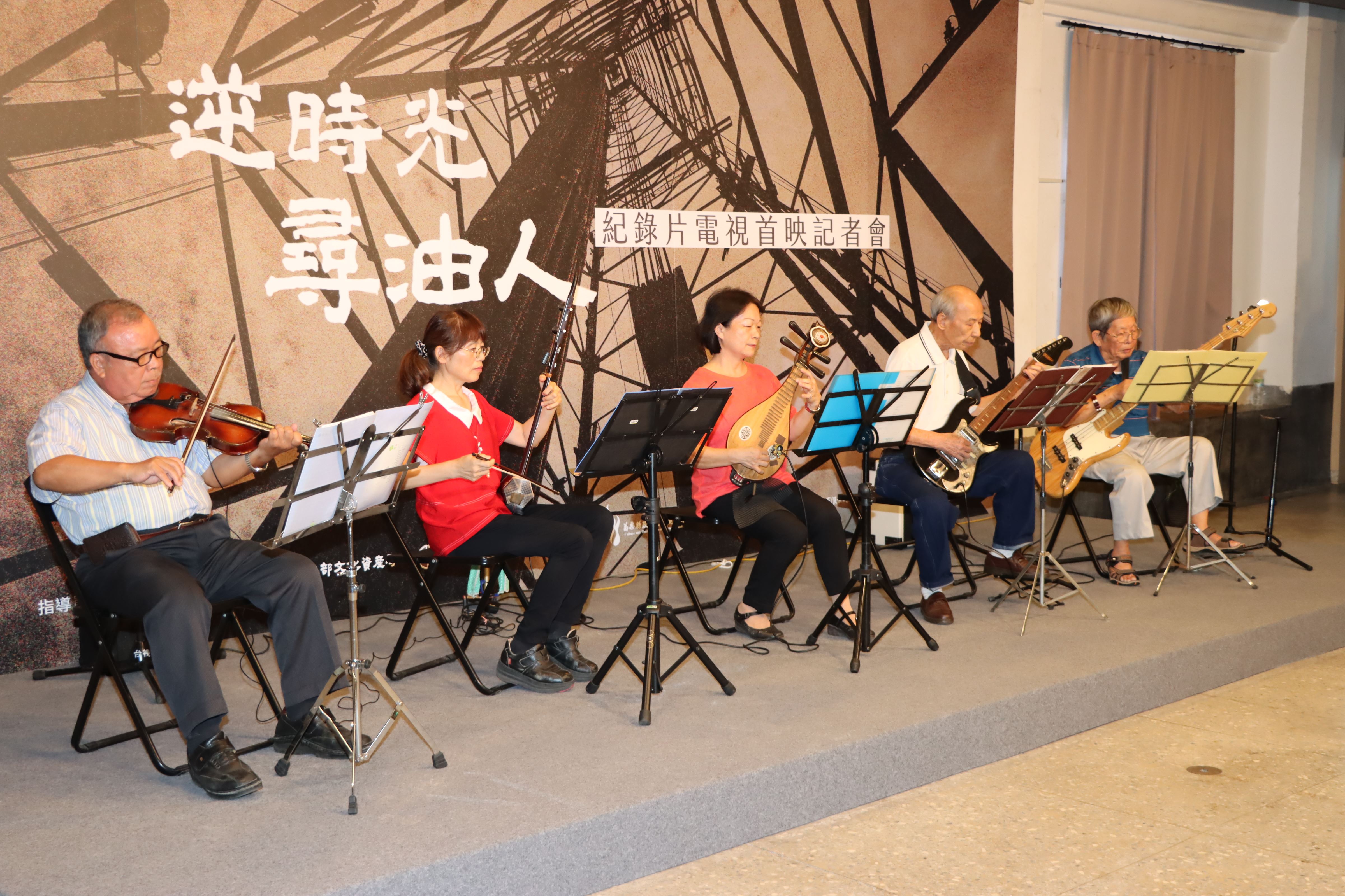 4縣府-銀髮愛樂社演出IMG_6733.JPG