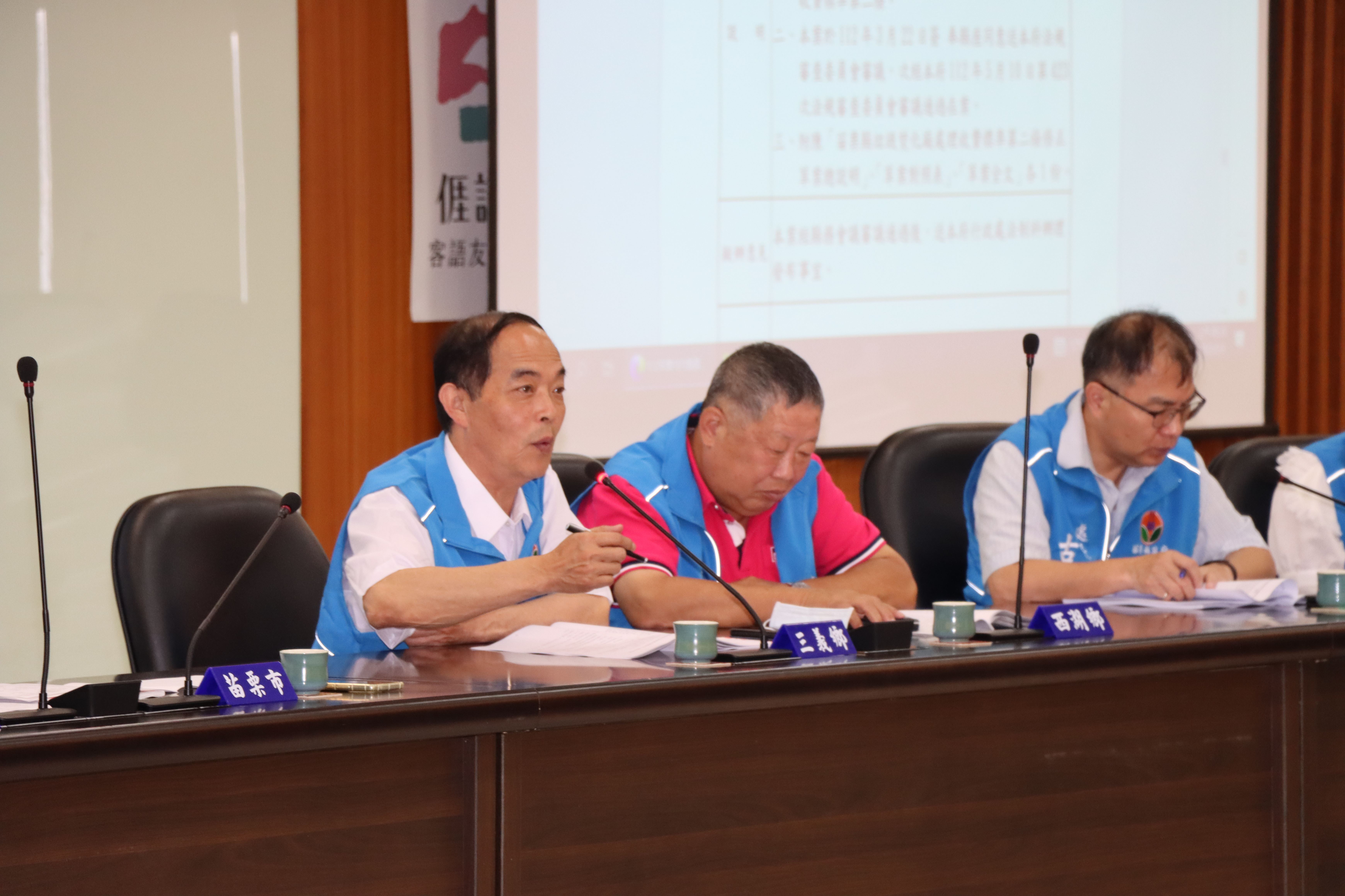 4縣府-鄉鎮市長出席縣務會議.JPG