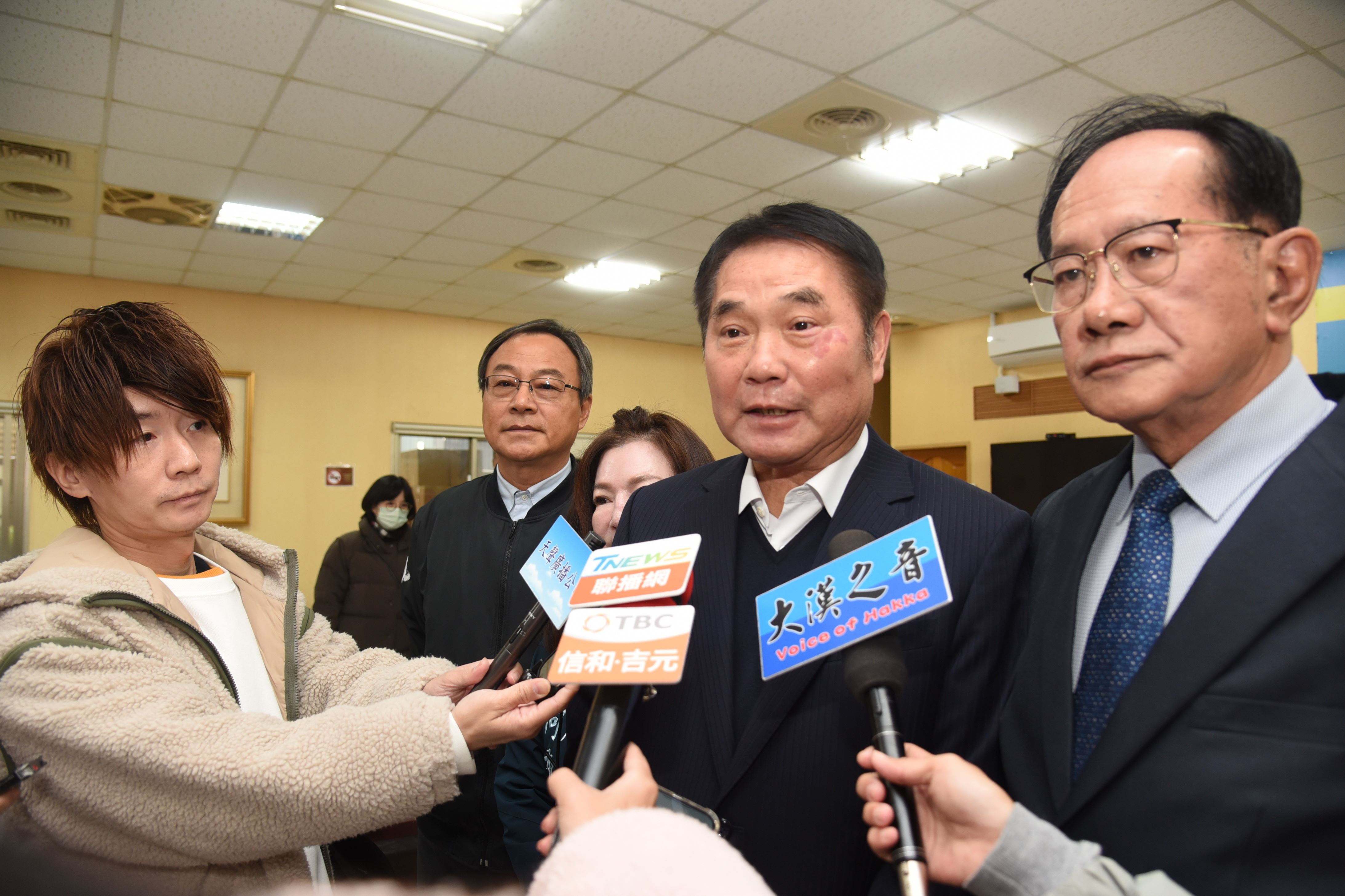 04縣府-縣長表示縣府團隊會繼續攜手合作.JPG