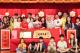 縣府11-家人陪同受表揚模範母親一起出席.JPG