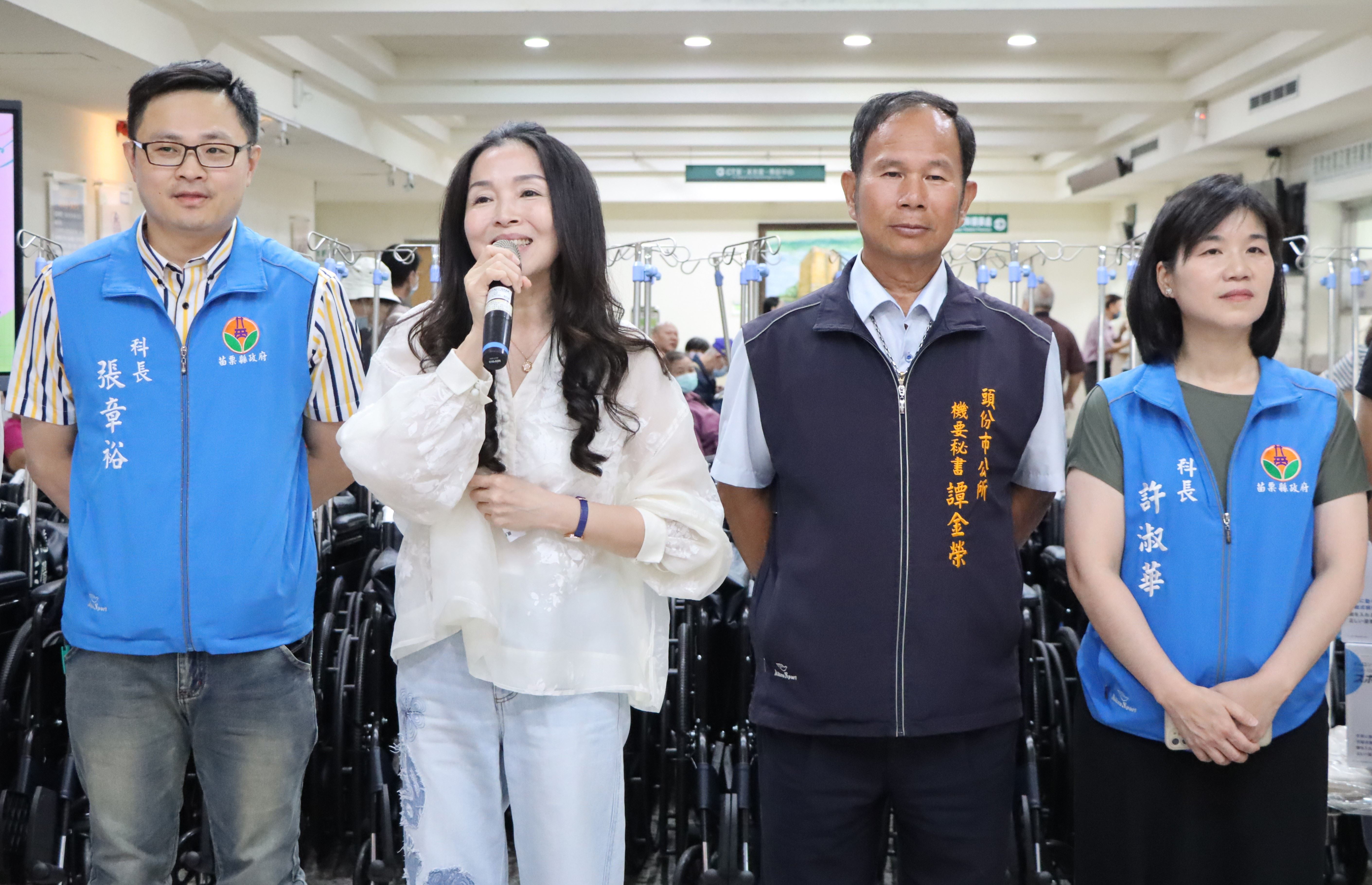 3縣府-夫人為恭醫院致詞