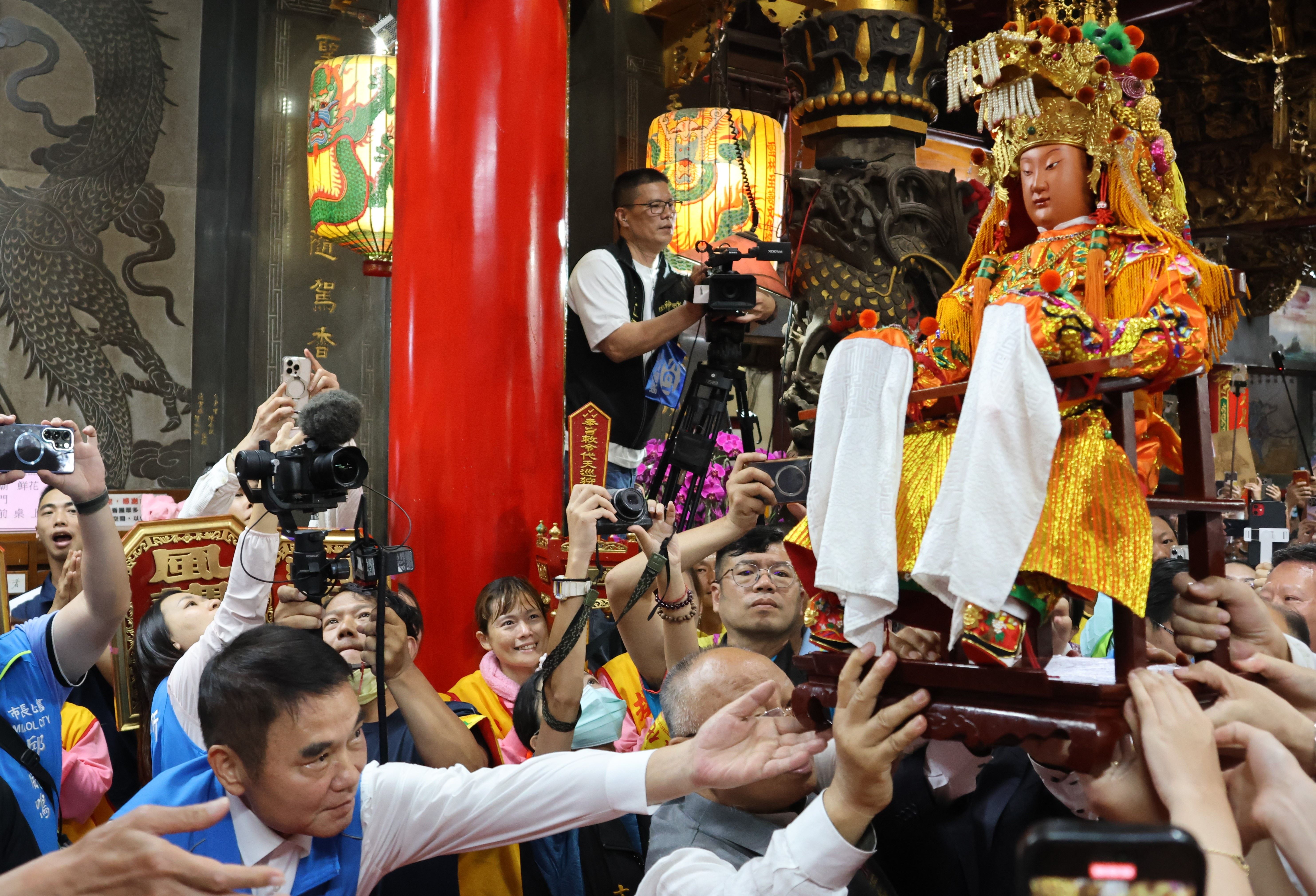 白沙屯拱天宮媽祖回鑾　縣長感念媽祖護佑眾生平安
