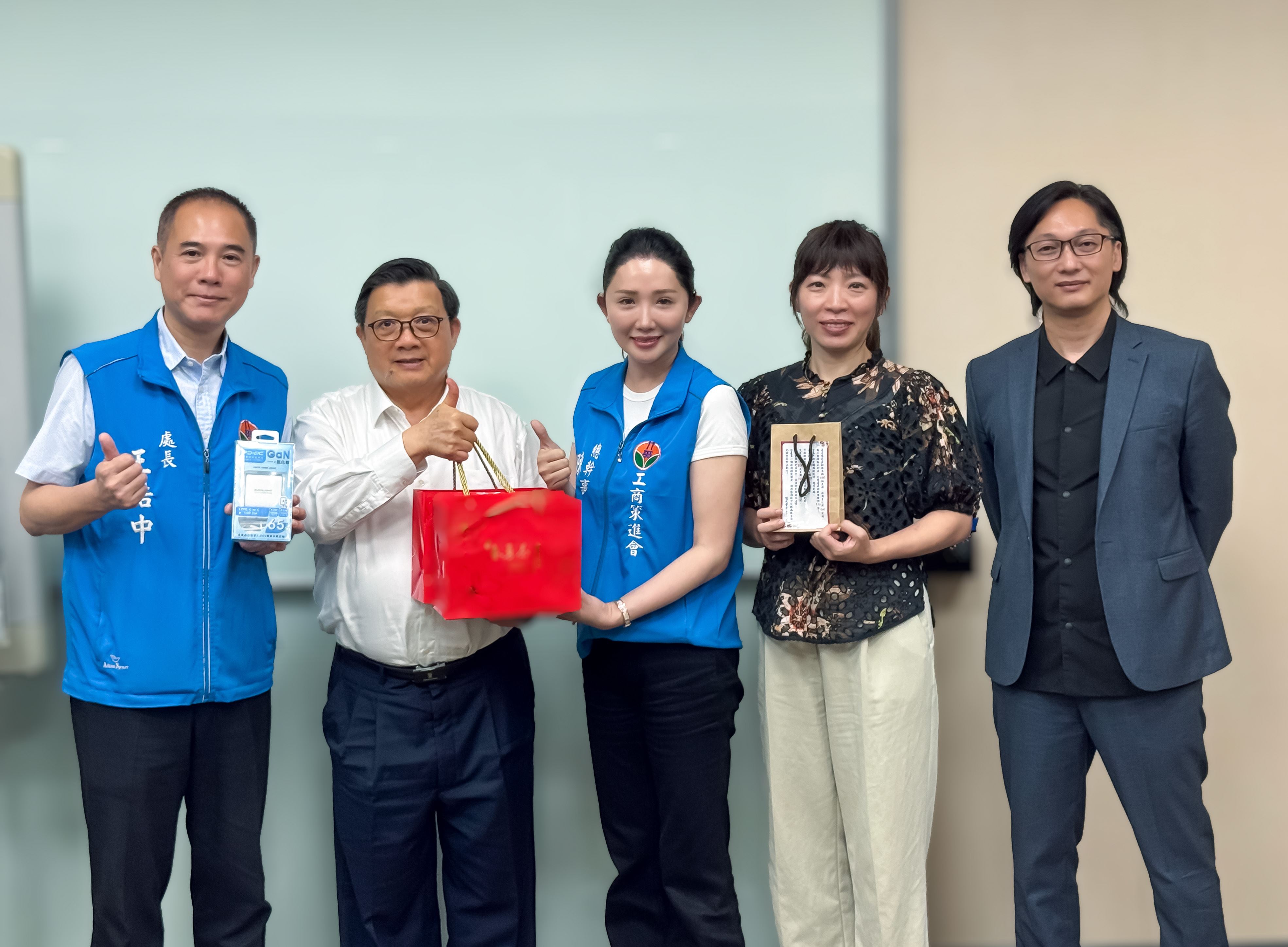 關懷移工、防制詐騙，億光電子暖心舉措成典範　苗栗縣府將推廣全縣企業仿效