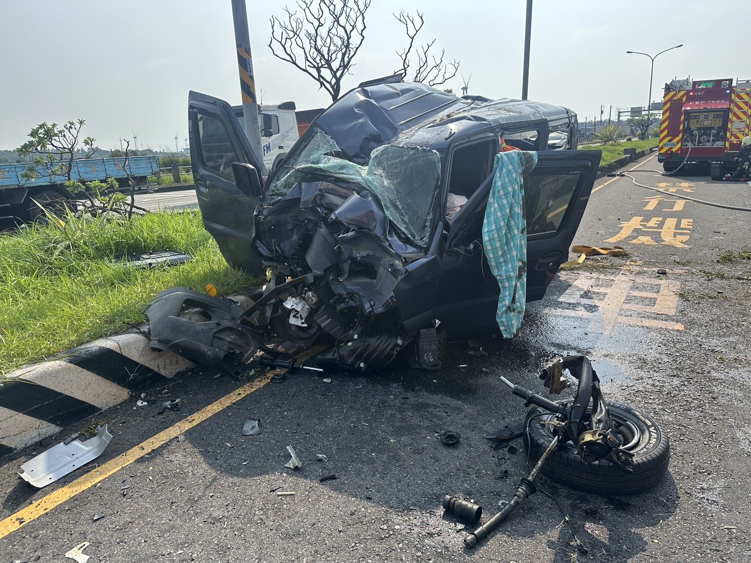 苗栗竹南南下入口交流道車禍受困案