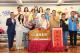 9縣府-夫人與好人好事代表劉勝光先生全家福合影.JPG