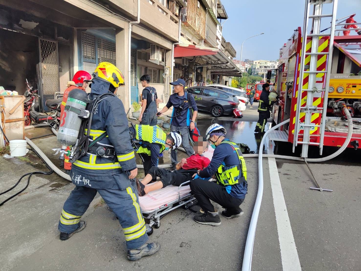 頭份市住宅火警 2名受困民眾成功獲救