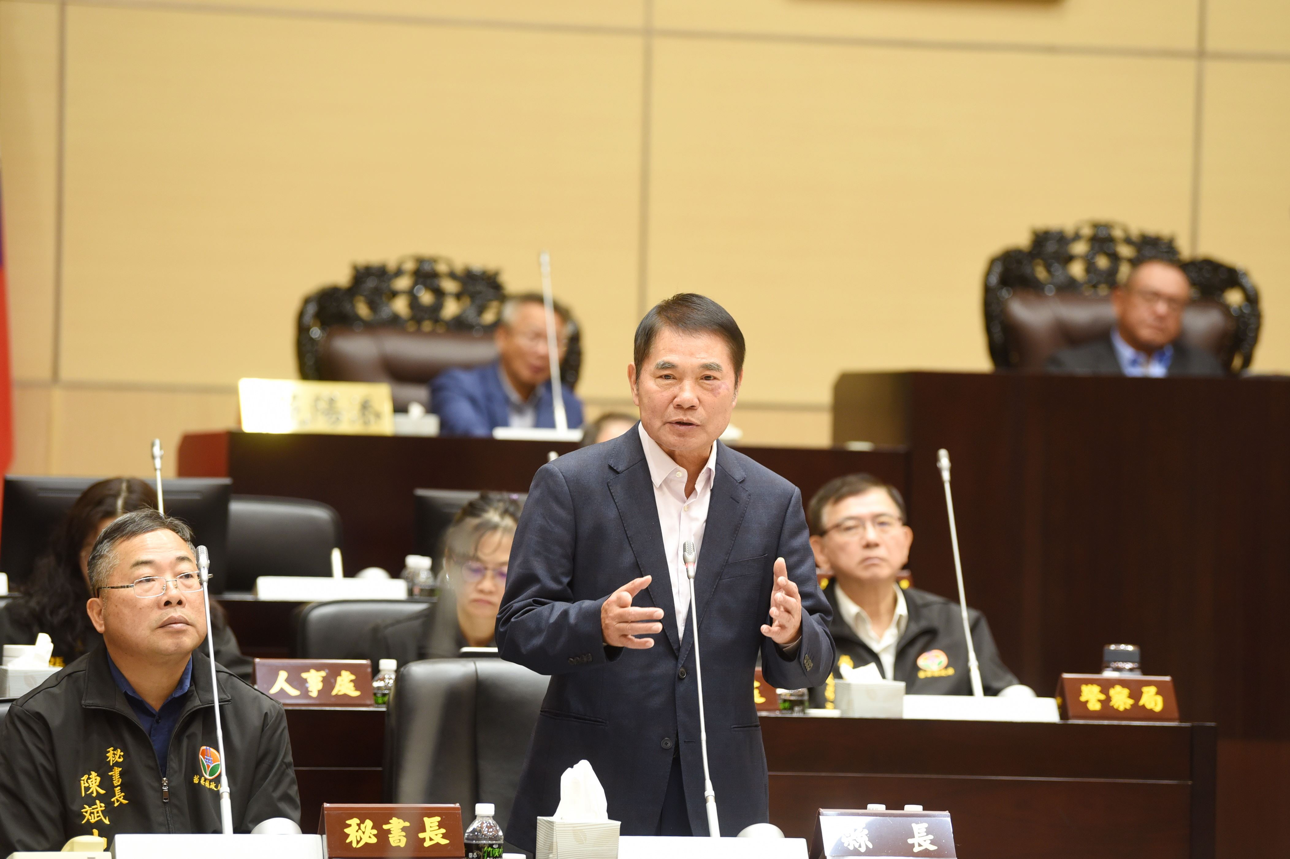 縣議會三位議員總質詢　關注警察與社工人力及交通等民生議題