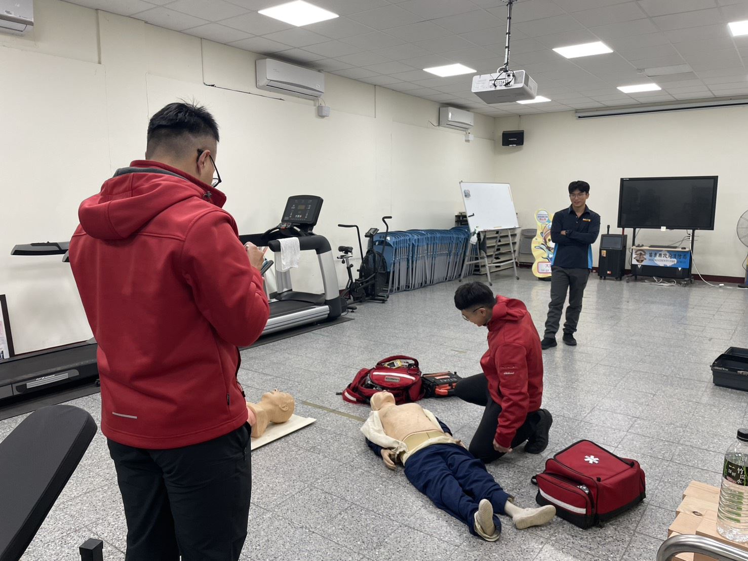 苗栗分隊進行高級救護技術員 (EMTP)甄選訓練