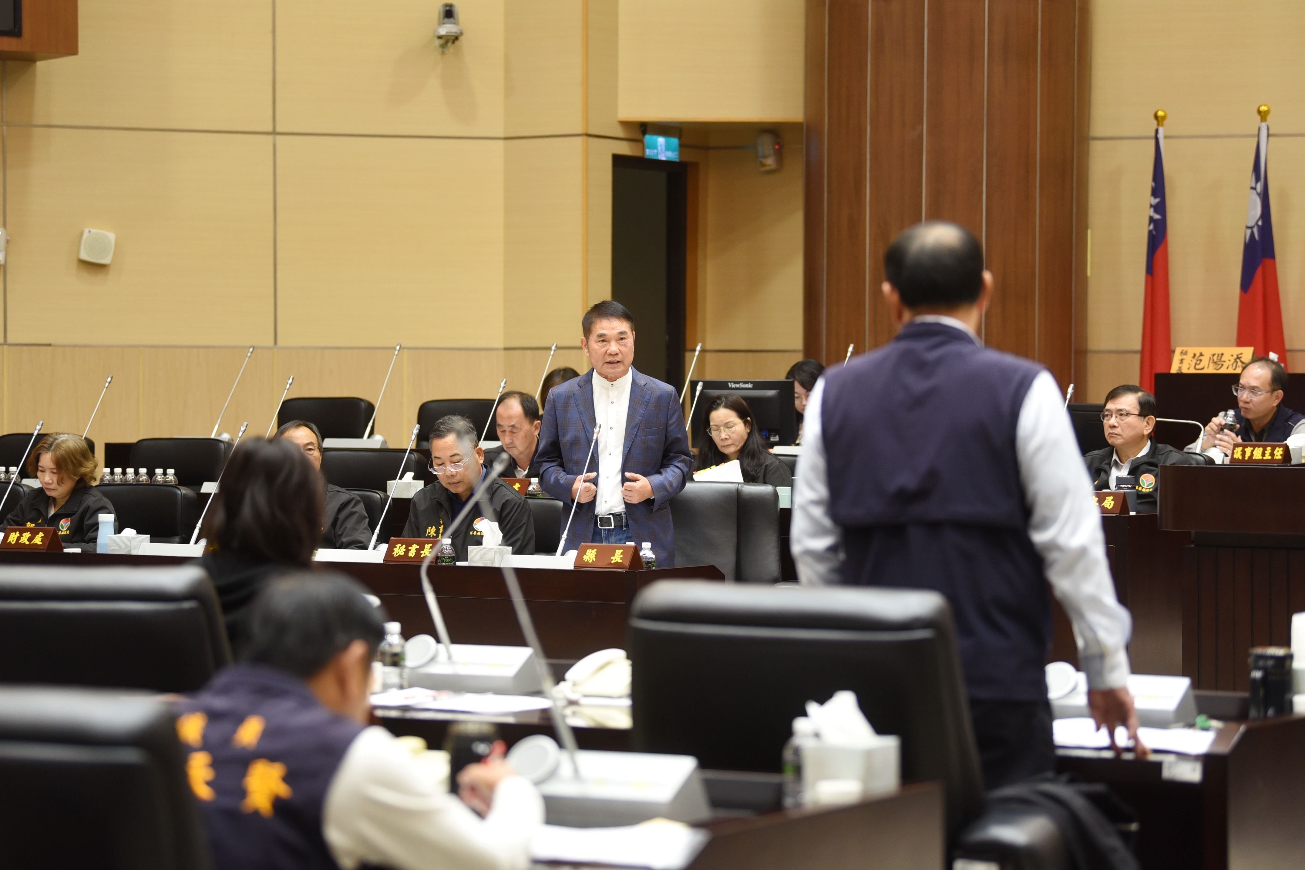 議會三讀通過增設長照及數研處　縣長透露頂大設學院及實中佳音