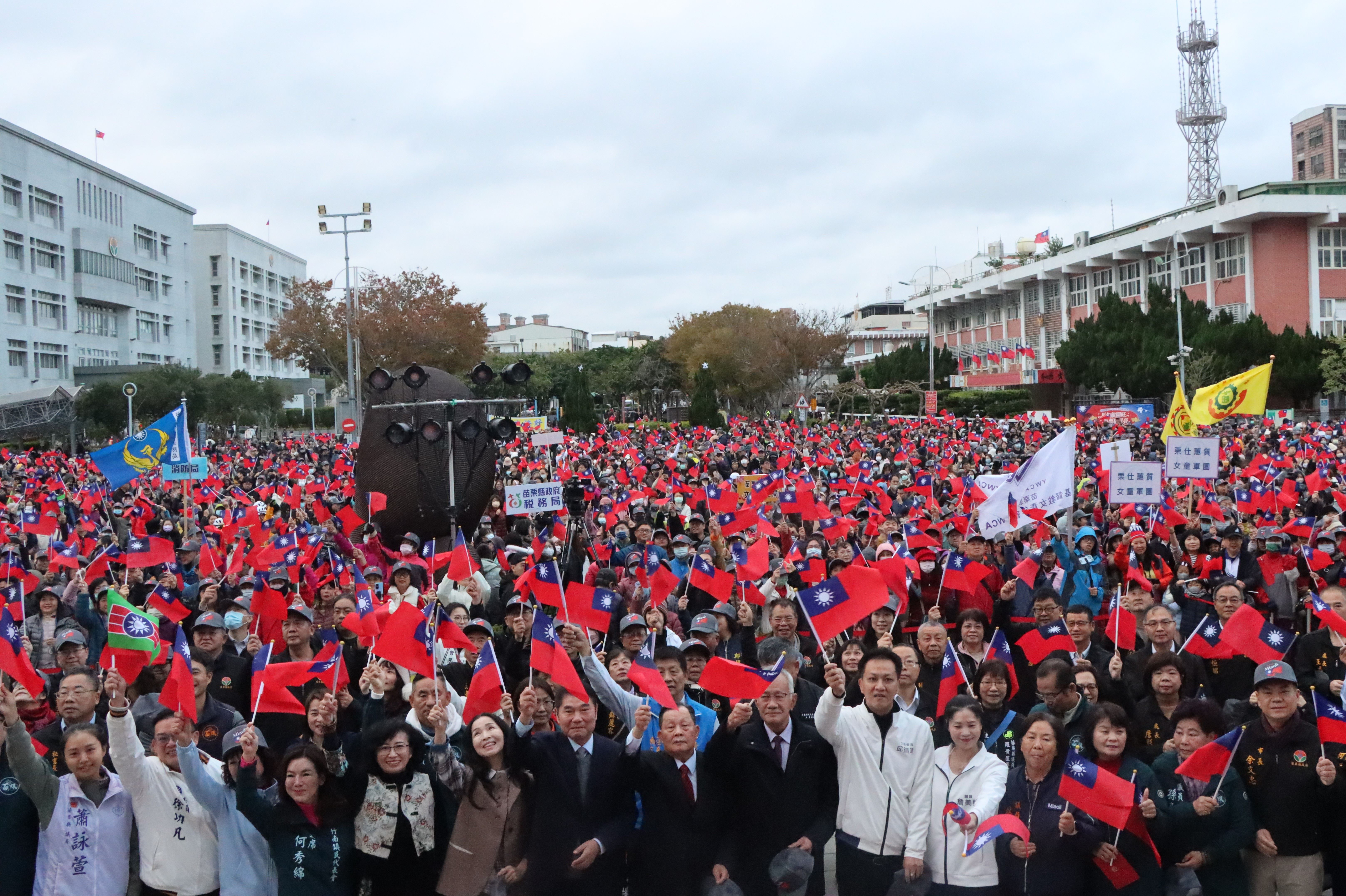 「馬年旗開旺，苗栗願景亮」象徵縣政奔馳向前 共創幸福苗栗