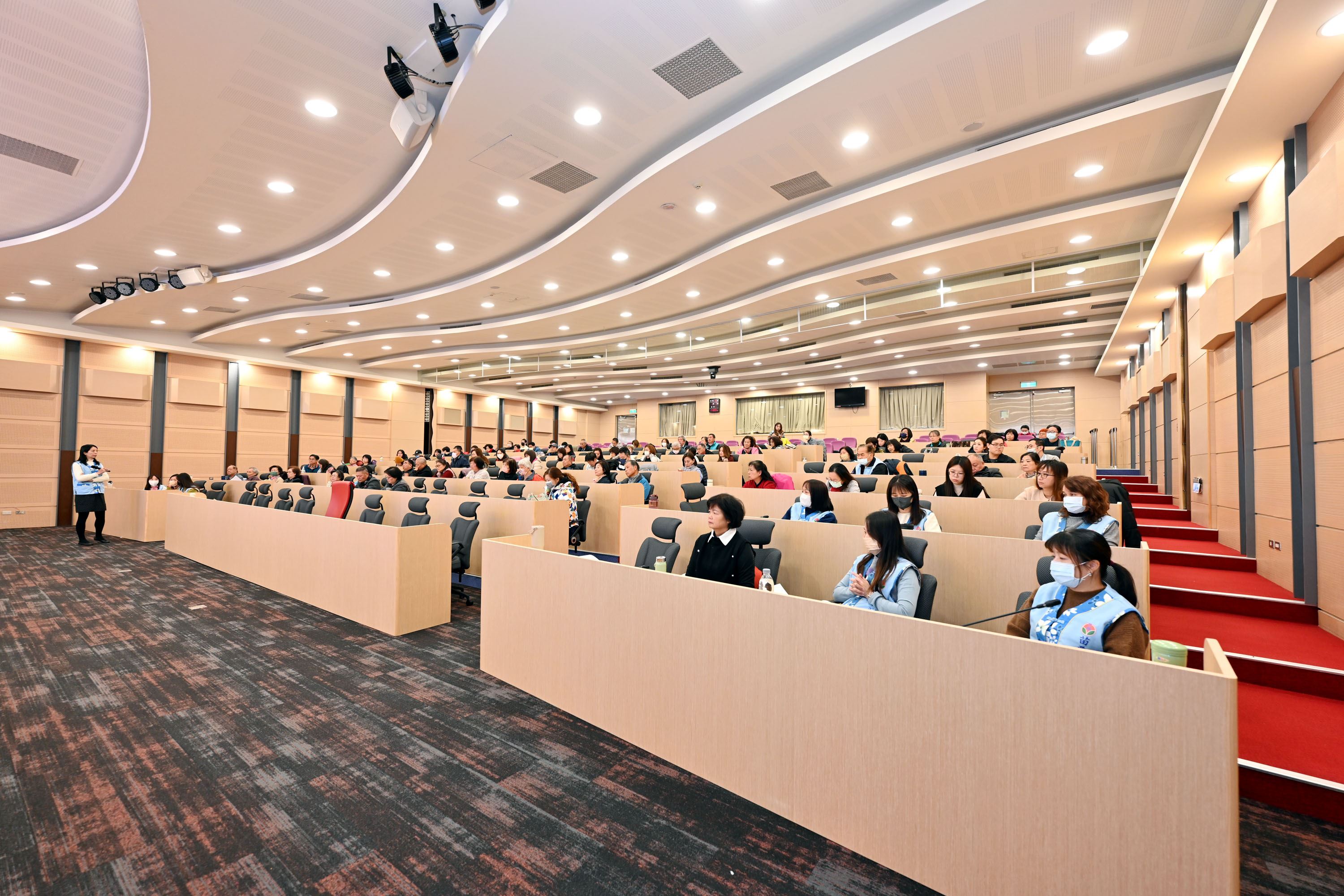 縣府3-縣府舉辦社區照顧關懷據點經費說明