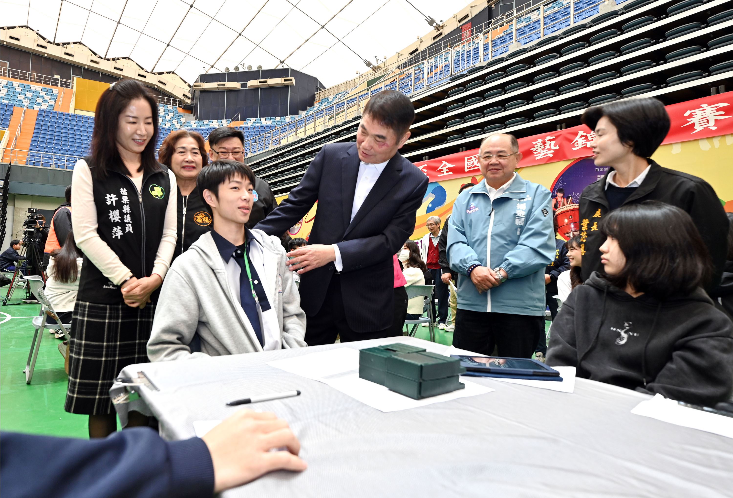 114學年教育盃全國橋藝錦標賽苗栗巨蛋登場    鍾縣長到場為選手加油