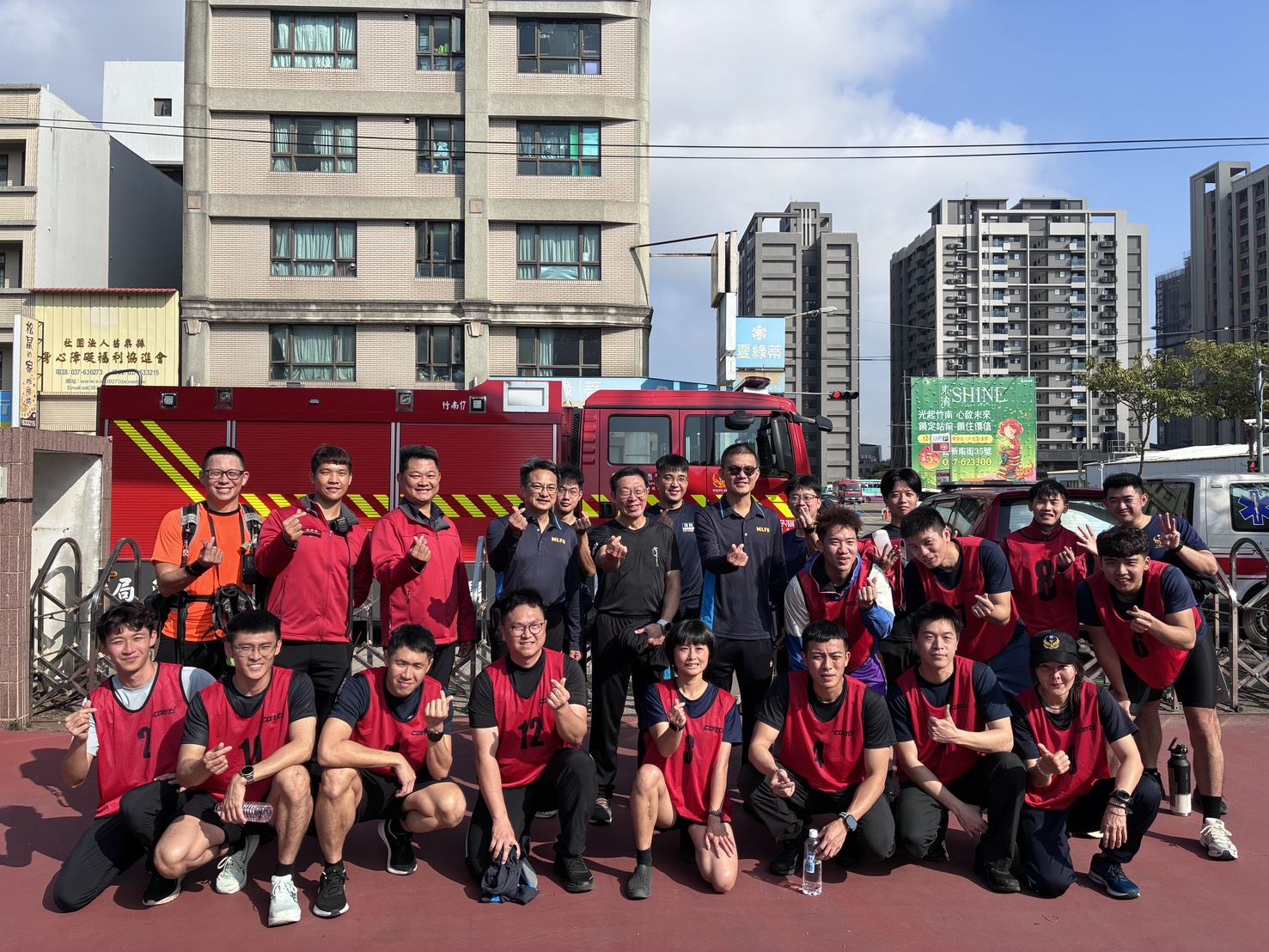 竹南運動公園3000公尺體能測驗　苗栗消防展現戰力迎春守護