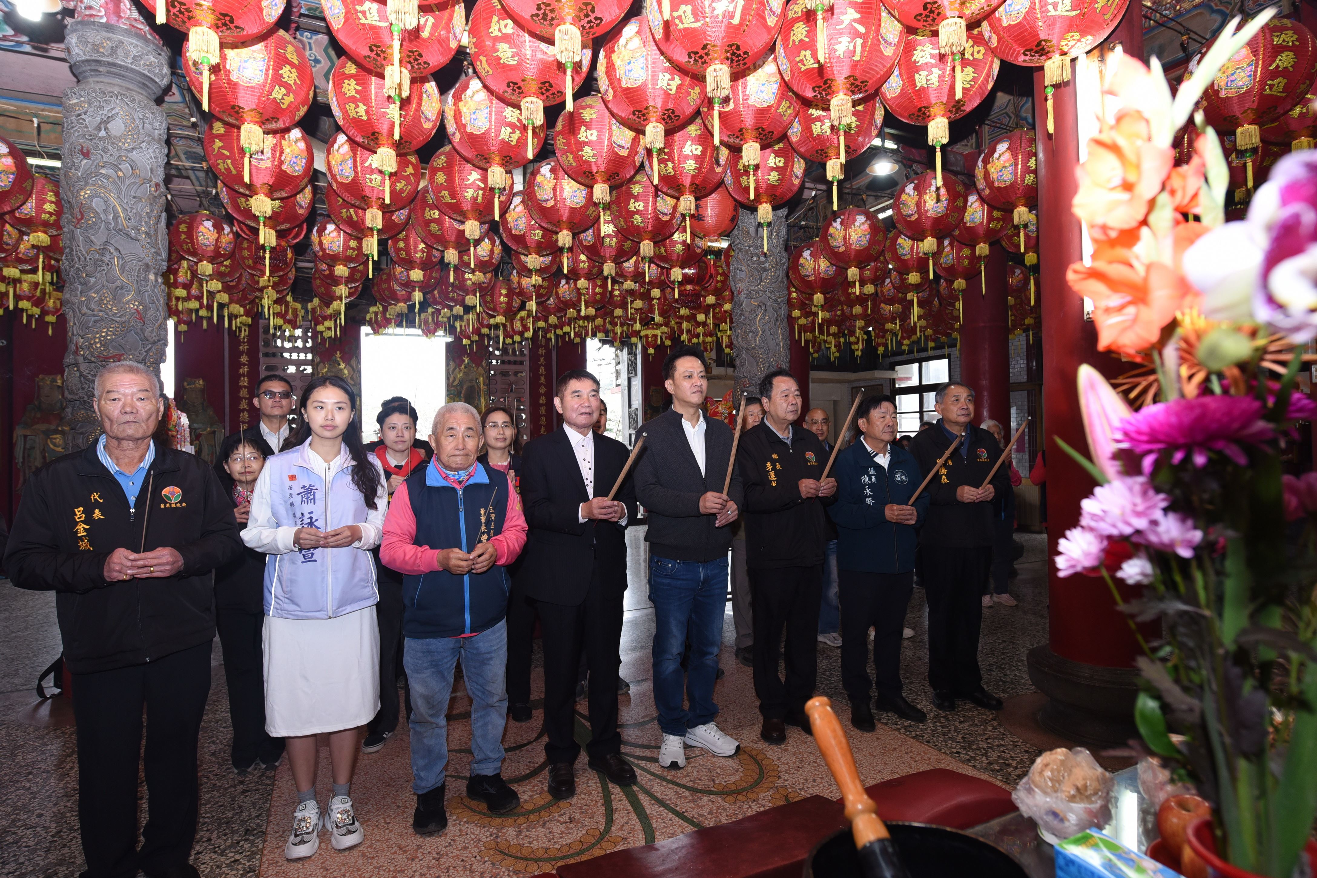 09縣府-縣長與民代虔誠祈福DSC_1842.JPG