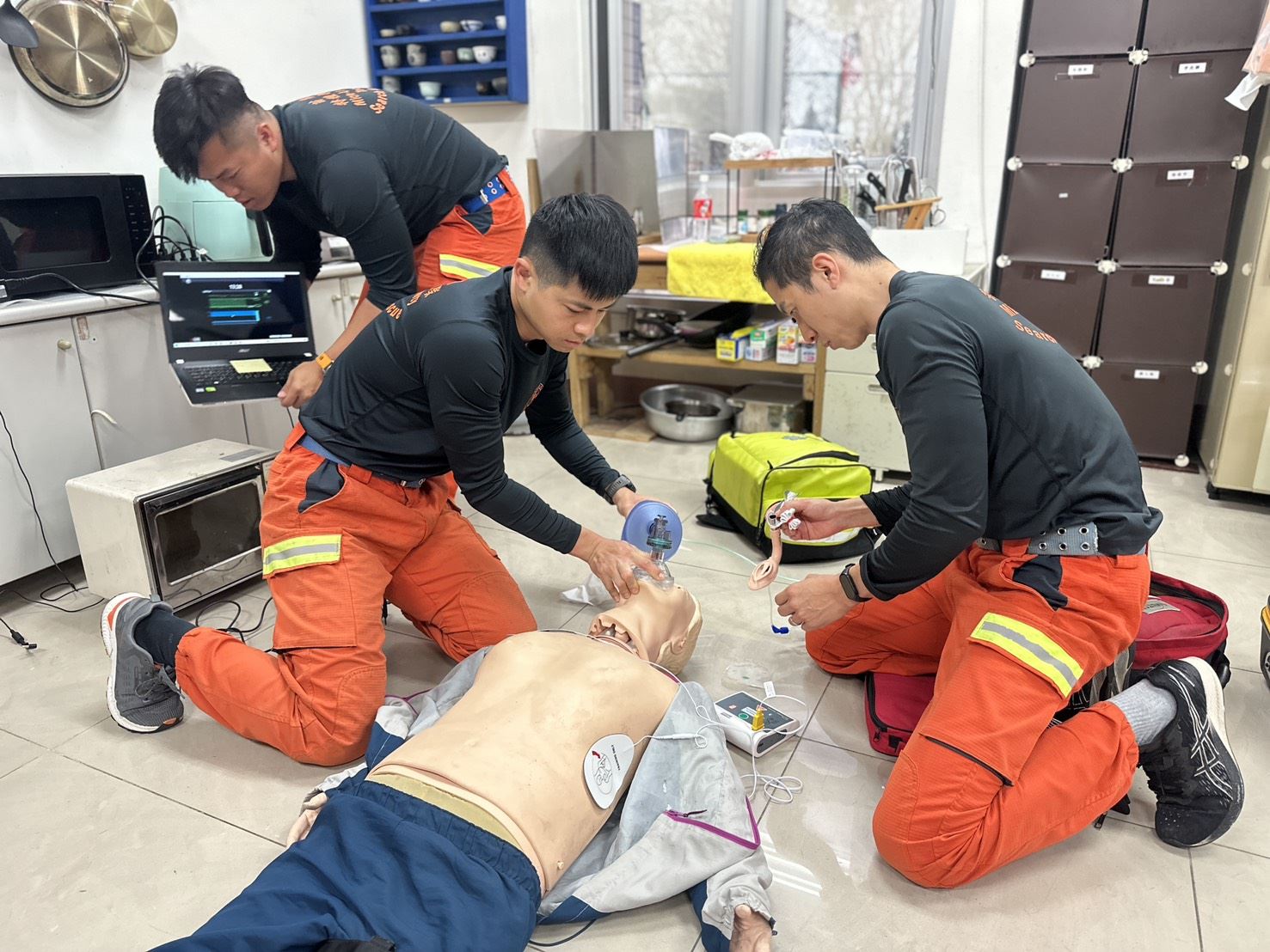 強化創傷急救量能　特搜分隊辦理外傷患者到院前心肺功能停止處置訓練