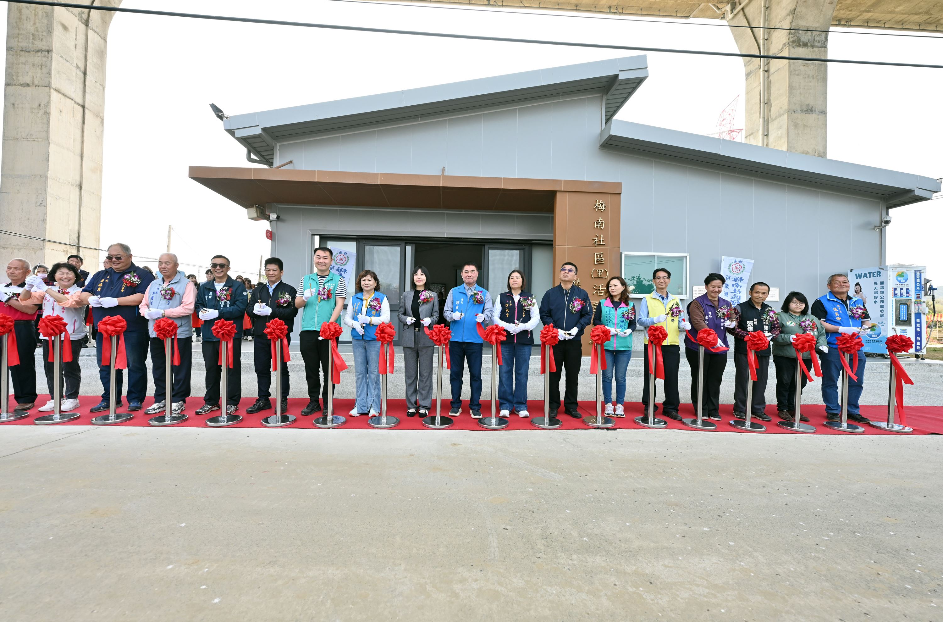 通霄鎮梅南里活動中心落成啟用