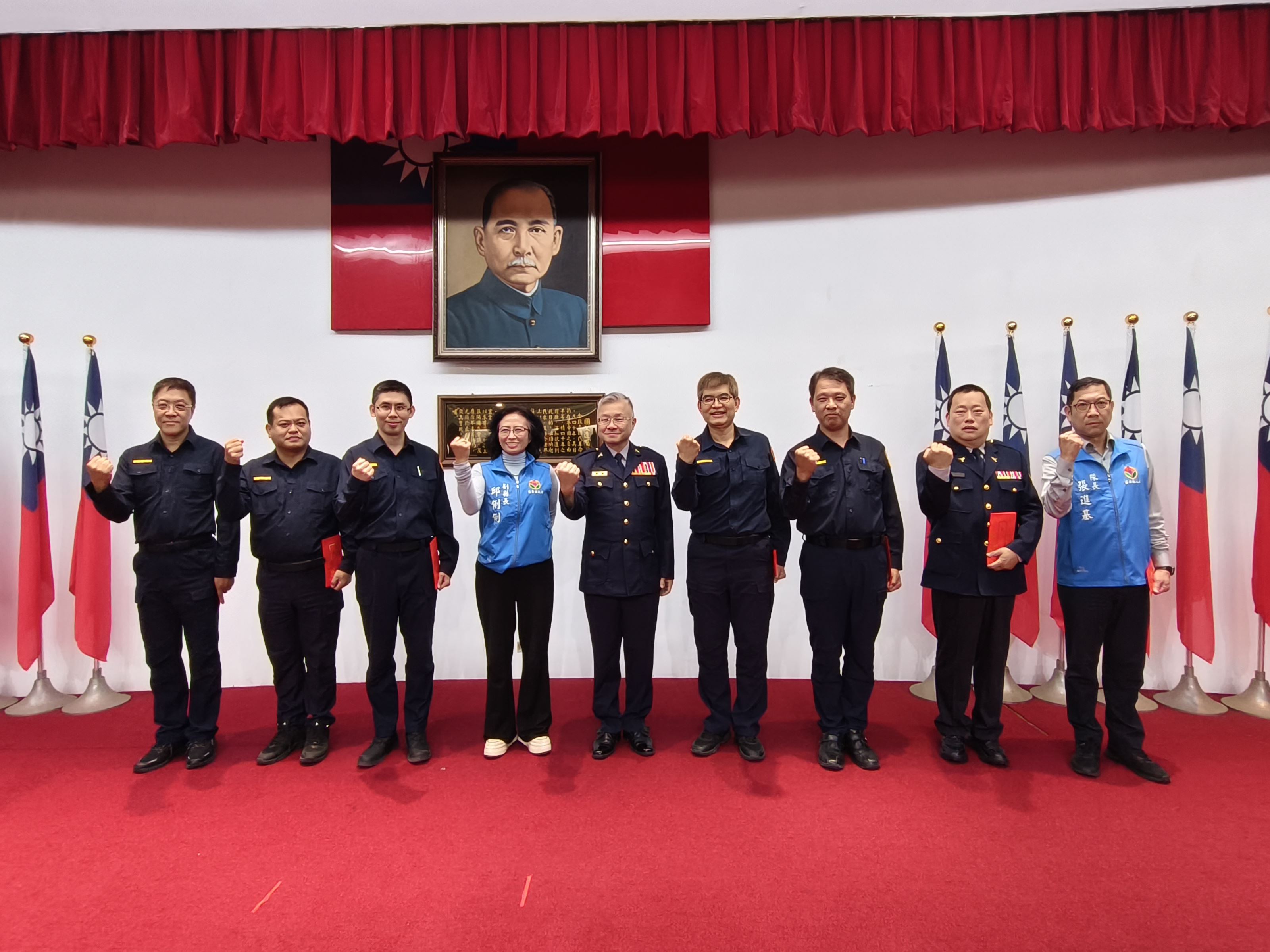 縣警局3月份月報 副縣長表揚勘察績優 偵破各類案件人員 為民服務績優警員