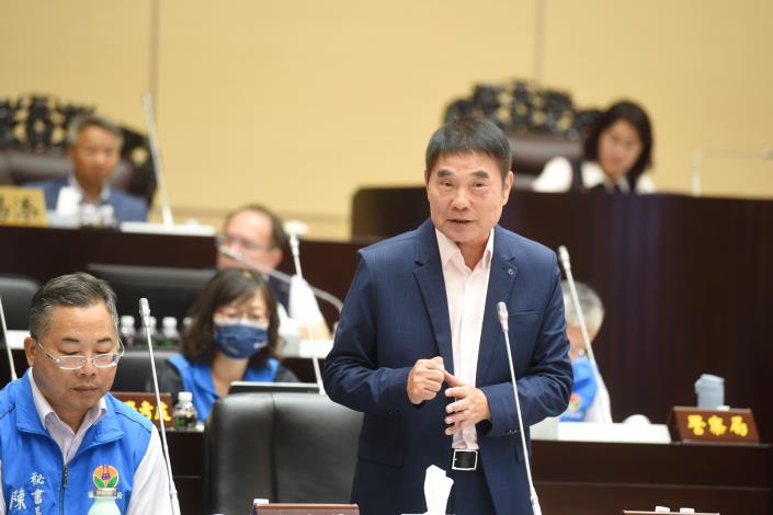 01縣府-縣長鍾東錦答覆議員質詢DSC_4957.JPG