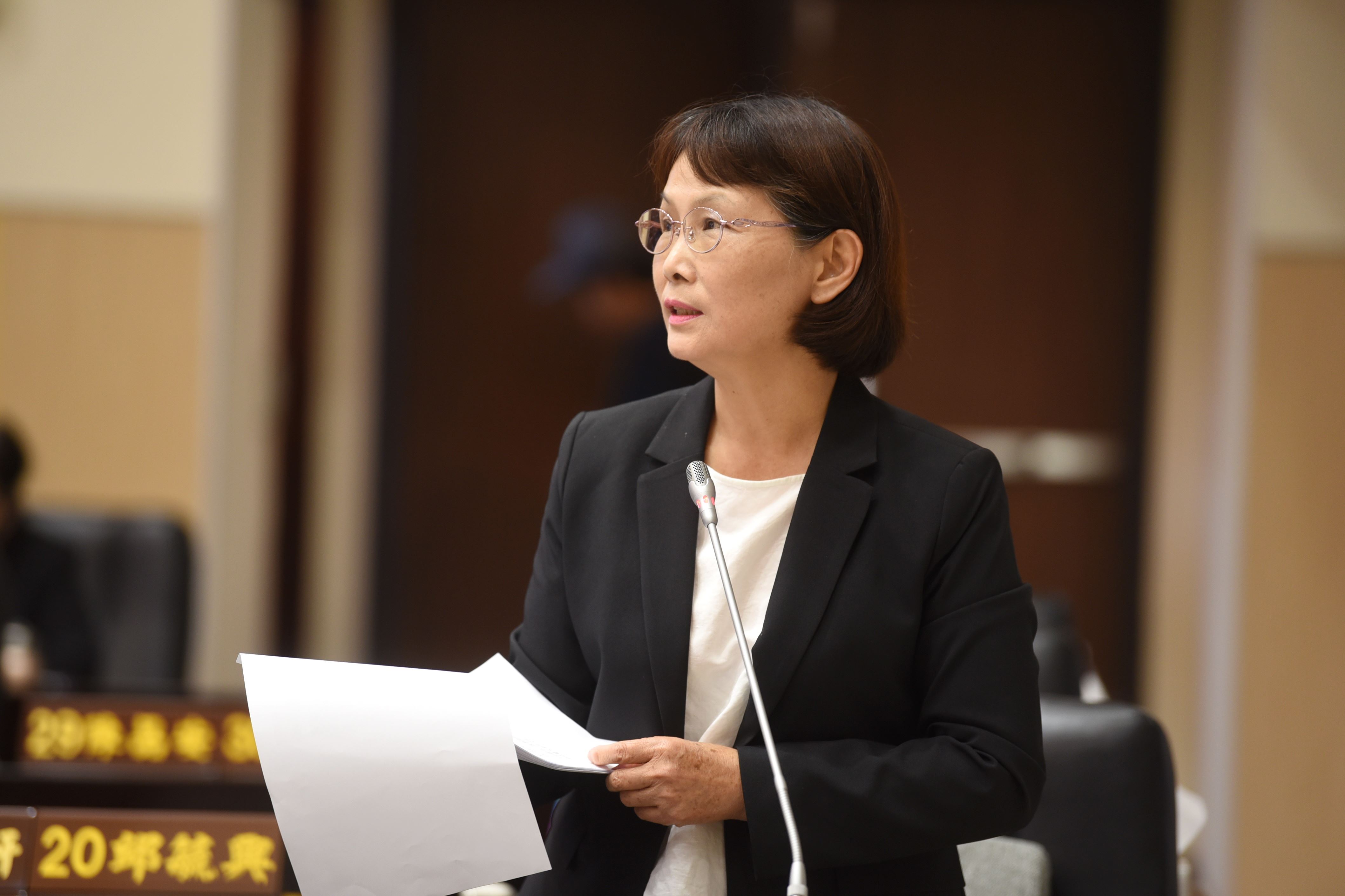 04縣府-縣議員陳春暖答詢DSC_4987.JPG