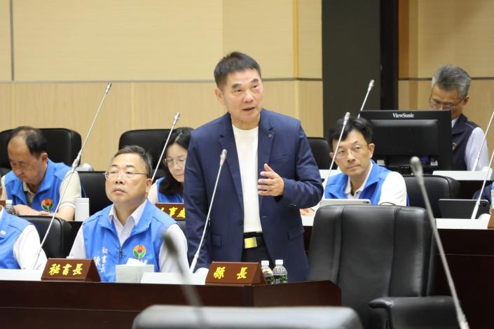 1縣府-縣長回應議員提問.JPG