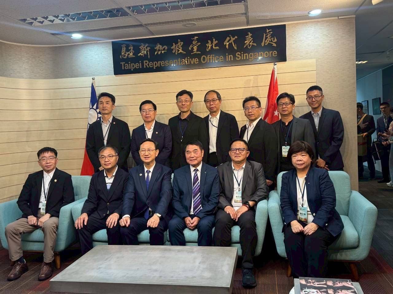 苗栗文旦行銷新加坡成效斐然！ 鍾東錦展望明年 力推「中台灣觀光」鎖定新馬客群