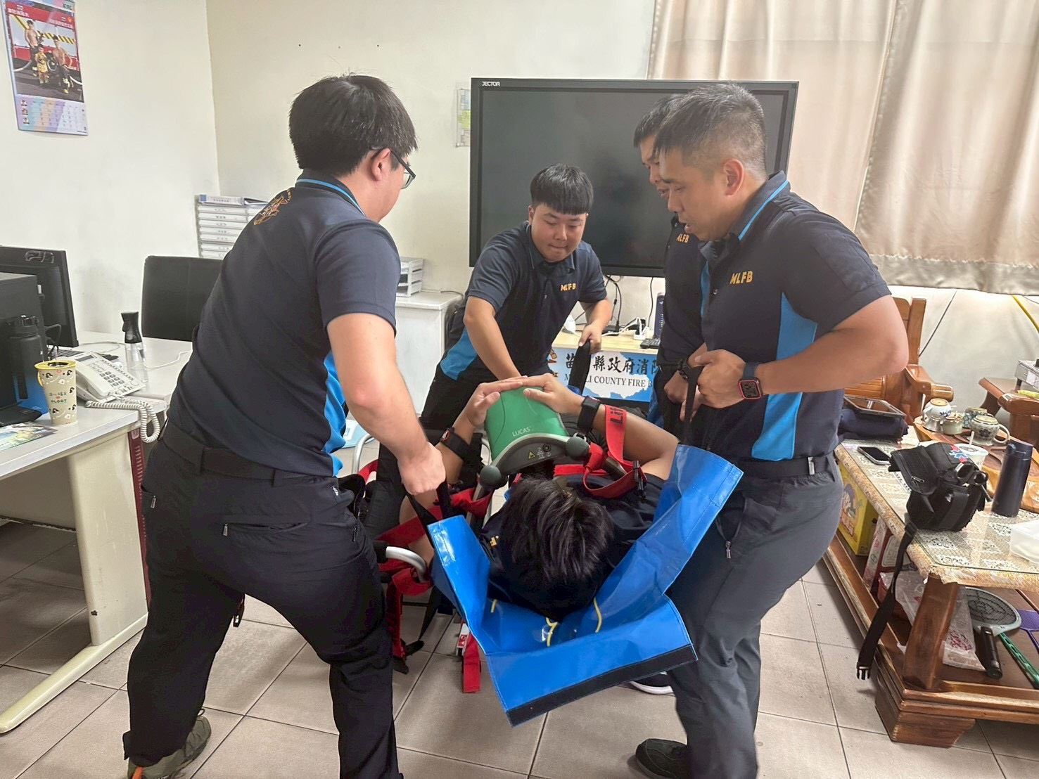 頭屋分隊辦理救護訓練 強化EKG判讀與LUCAS救護應用 提升緊急救護效能