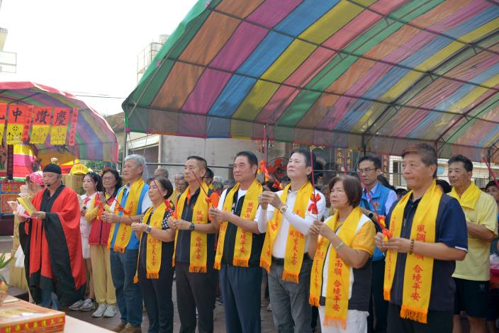 縣府1-後龍鎮武德宮送順風祭.JPG