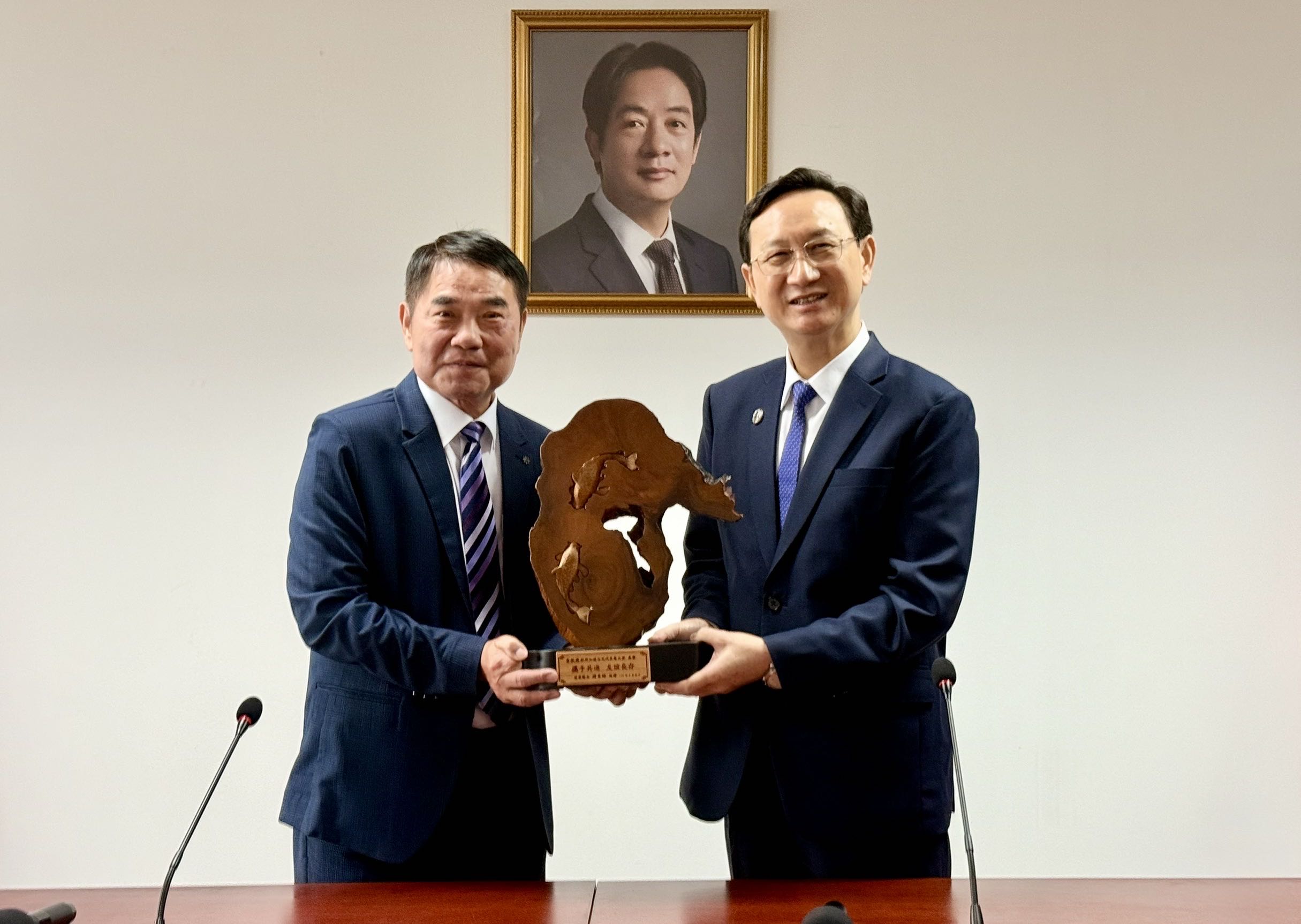 借鏡新加坡關鍵經驗 苗栗縣長率團赴星，擘劃科技與綠色新願景
