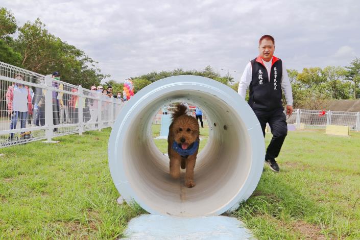 苗栗市公所 苗栗市河濱寵物公園18日落成啟用