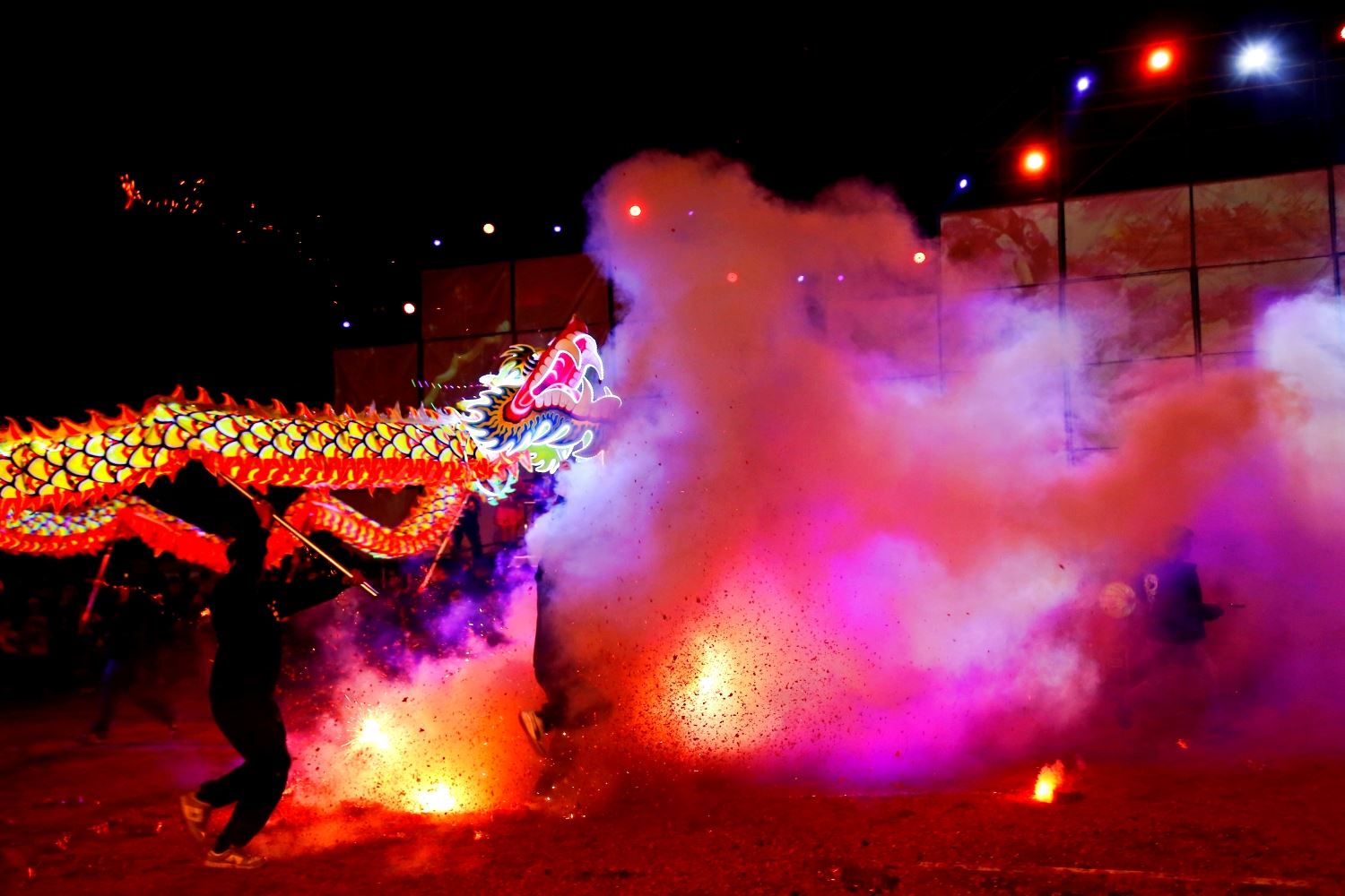 《火耀夜空．龍騰苗栗》𪹚龍之夜震撼登場