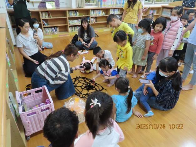 1141026 Jasmini老師說故事