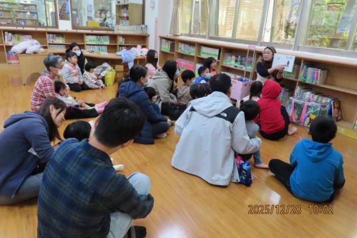 1141228 Jasmine老師說故事