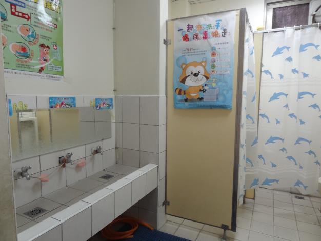幼兒廁所1