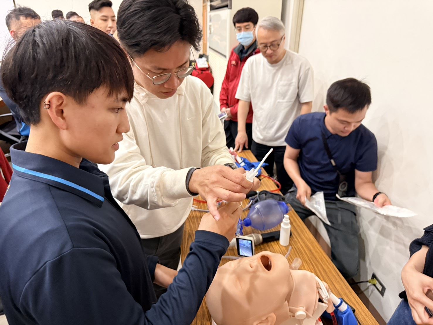 強化到院前氣道處置能力  消防局辦理氣管插管專業訓練     提升重症救護品質